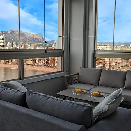 Gemelos Levante Beachfront Apartamento