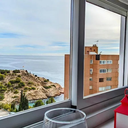 Gemelos Levante Beachfront Apartamento *