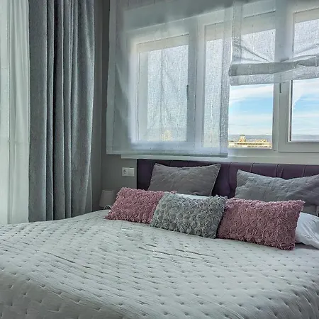 Gemelos Levante Beachfront Appartement
